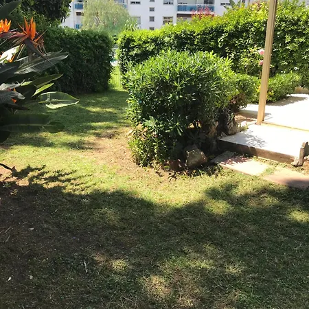 Rez De Jardin En Bord De Cagnes-sur-Mer