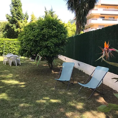 Rez De Jardin En Bord De شقة