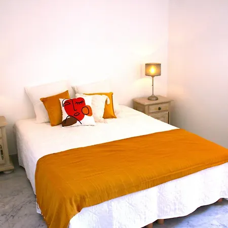 Rez De Jardin En Bord De Lejlighed *