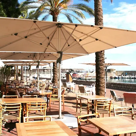 Rez De Jardin En Bord De شقة *