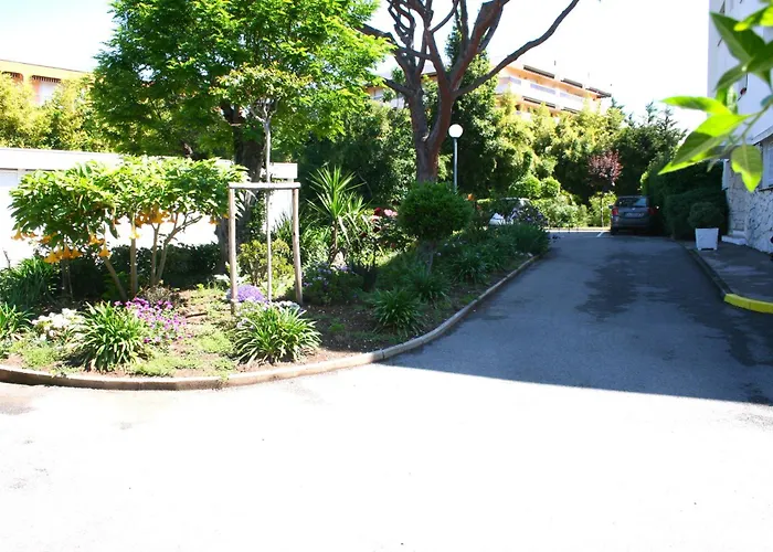 Appartement Rez De Jardin En Bord De Cagnes-sur-Mer