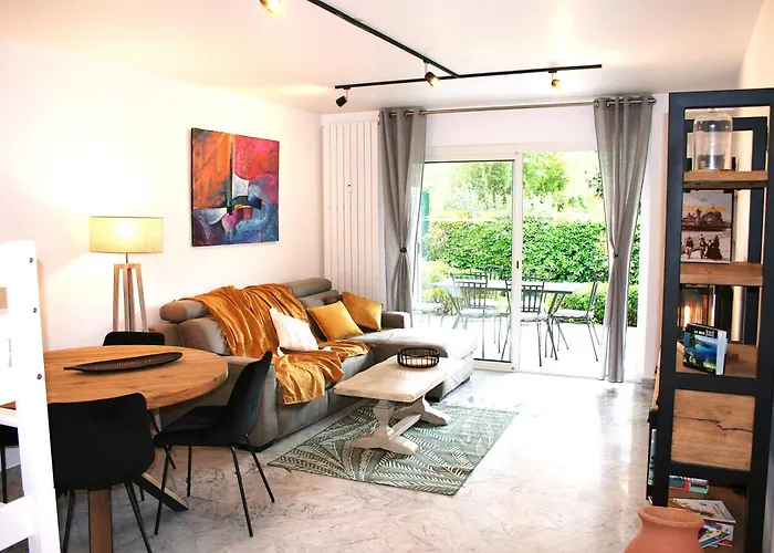 Appartement Rez De Jardin En Bord De *